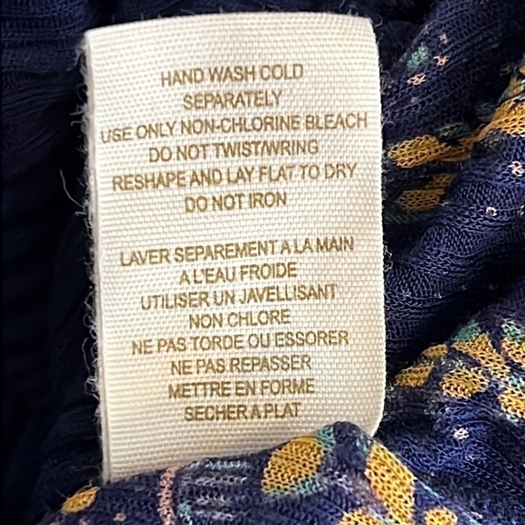 Vintage 1990s Free People tank top with lace accent and floral print, blue L - Picture 8 of 10